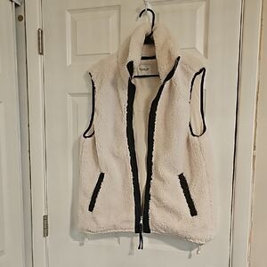 Abercrombie & Fitch Black and Cream Jacket